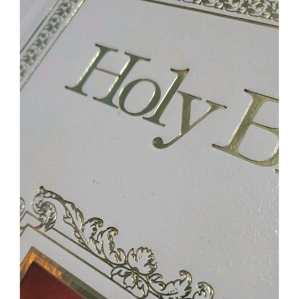 Vintage 1978 Regency White Holy Bible KJV Pictures Red Letter Family Edition 11